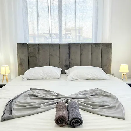 Albanian Dream House 716 Apartment *