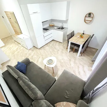 Apartment Albanian Dream House 716